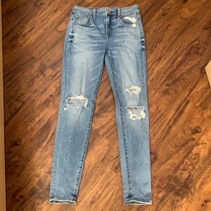 American Eagle ripped high rise jeggings